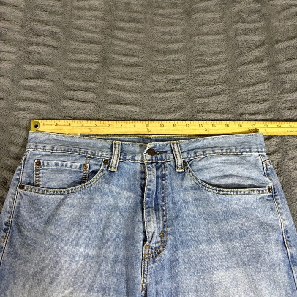 Levis 505 Mens 34x32 Light Wash Blue Regular Fit Straight Leg Denim Jeans AR132